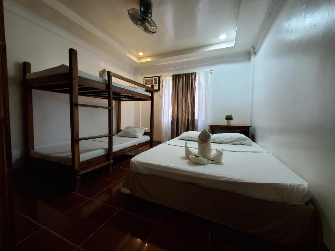 Ricardo Valley Inn Корон Екстер'єр фото