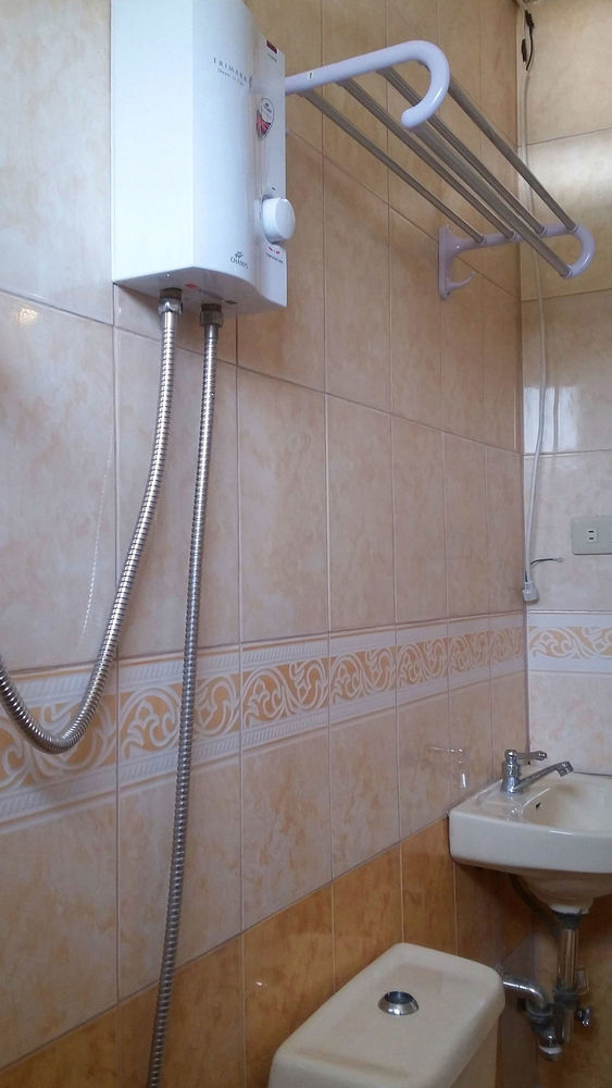 Ricardo Valley Inn Корон Екстер'єр фото