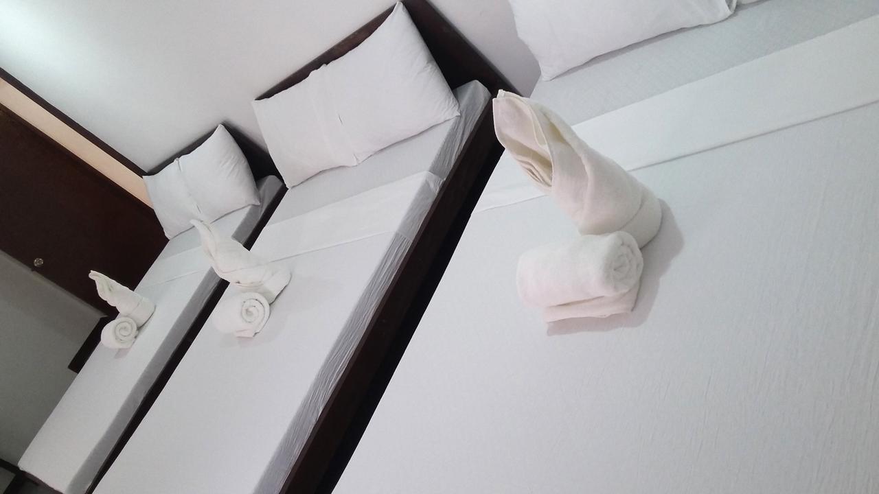 Ricardo Valley Inn Корон Екстер'єр фото