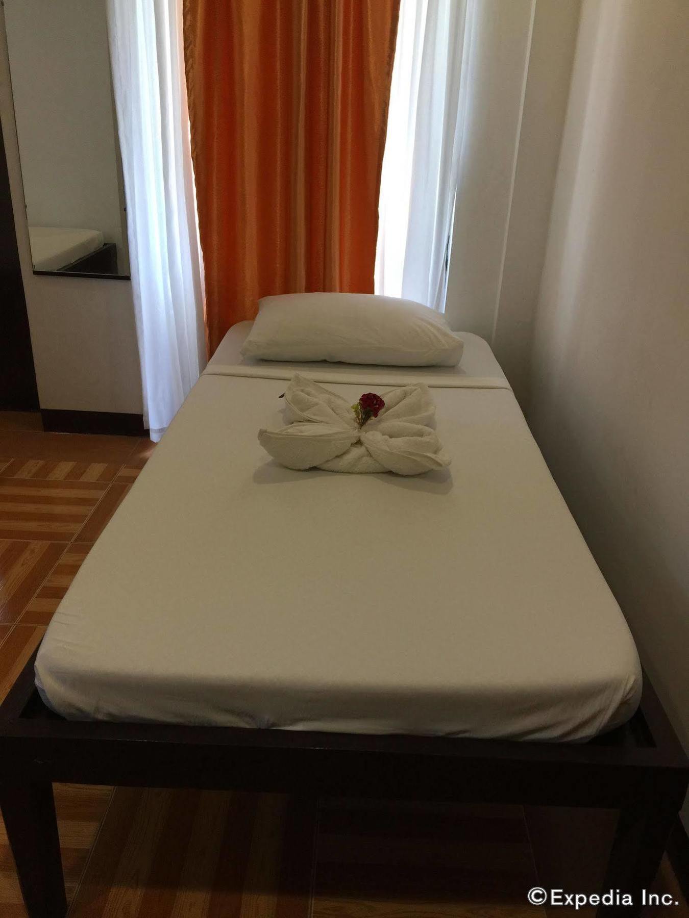 Ricardo Valley Inn Корон Екстер'єр фото