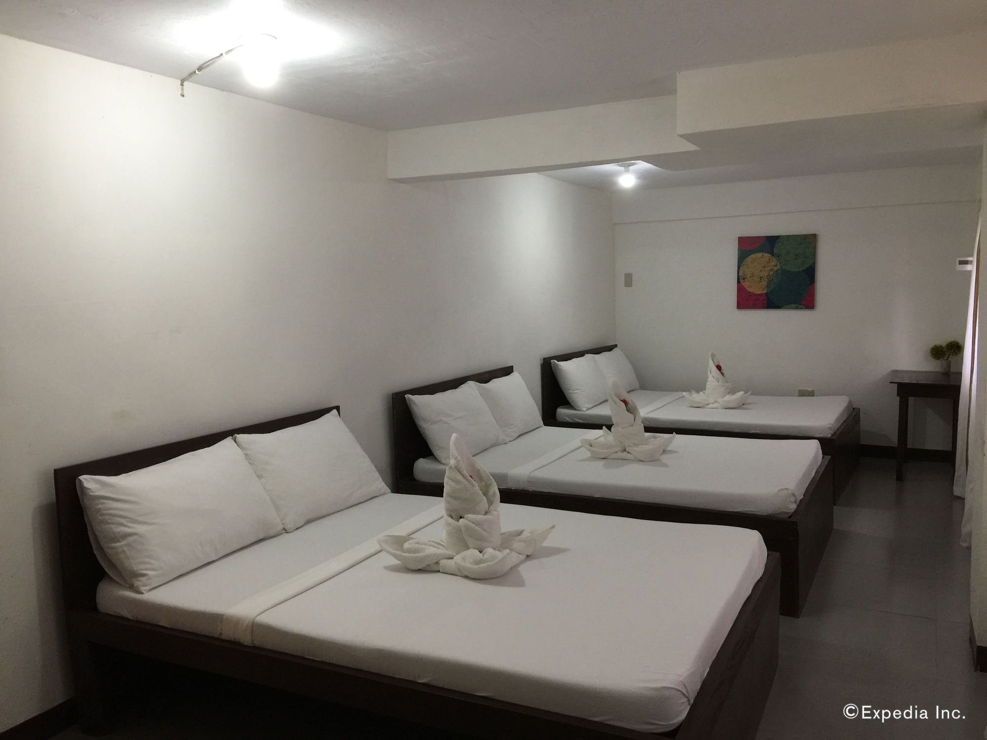 Ricardo Valley Inn Корон Екстер'єр фото