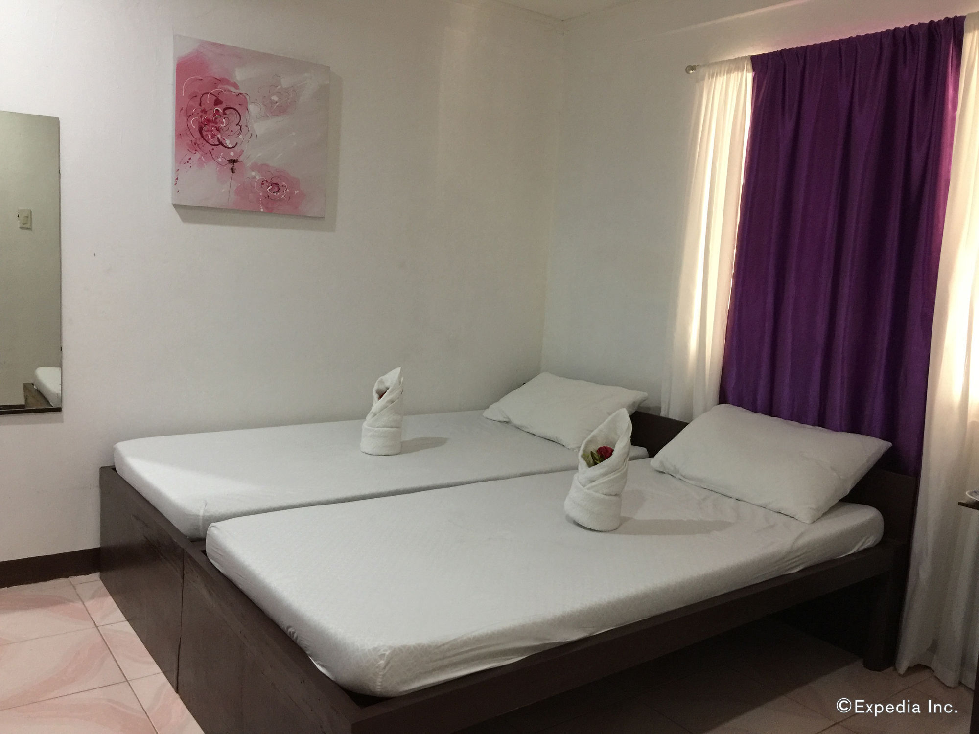 Ricardo Valley Inn Корон Екстер'єр фото