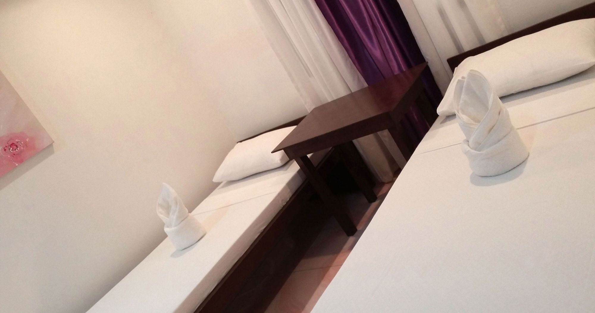 Ricardo Valley Inn Корон Екстер'єр фото