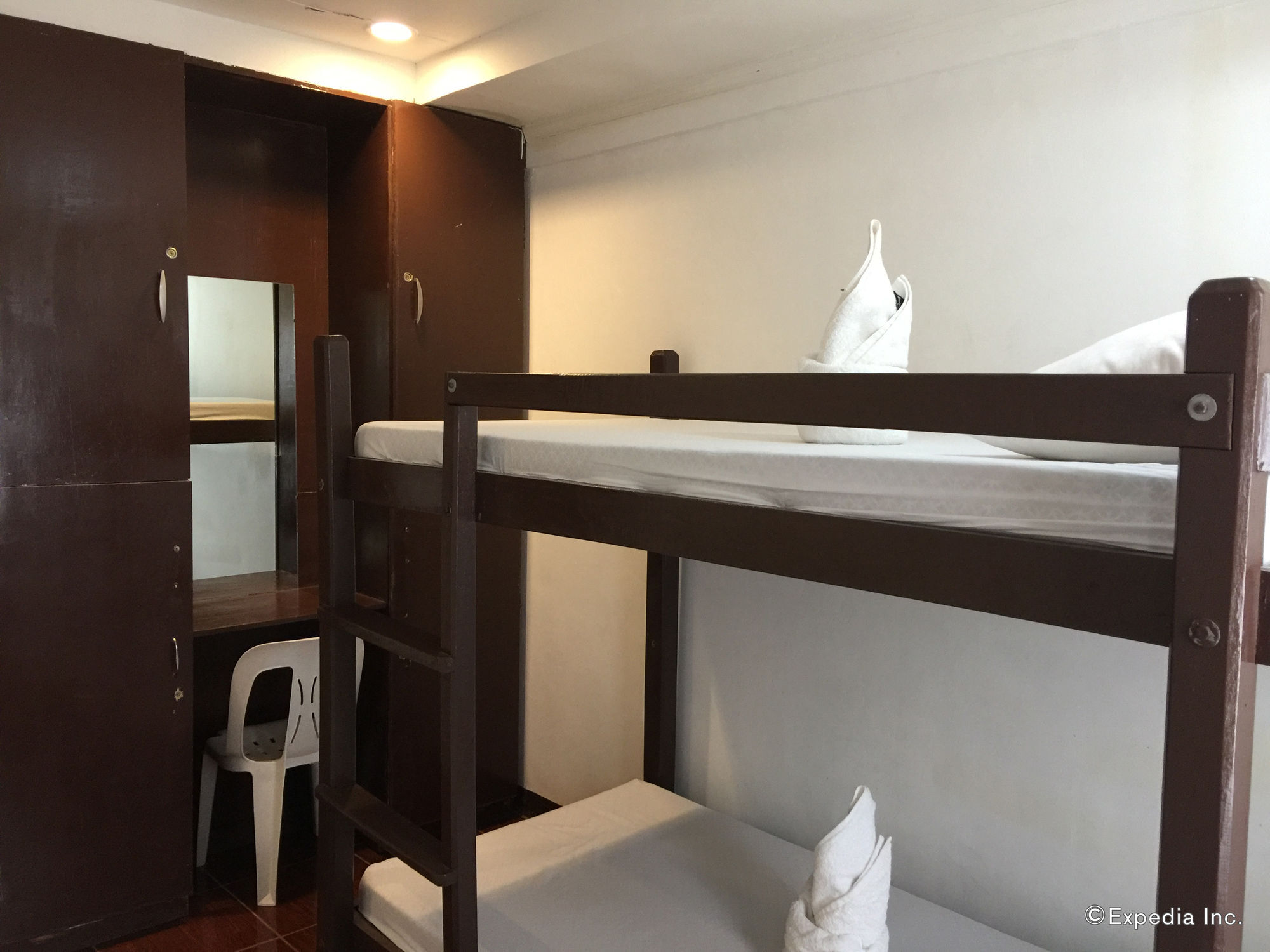 Ricardo Valley Inn Корон Екстер'єр фото